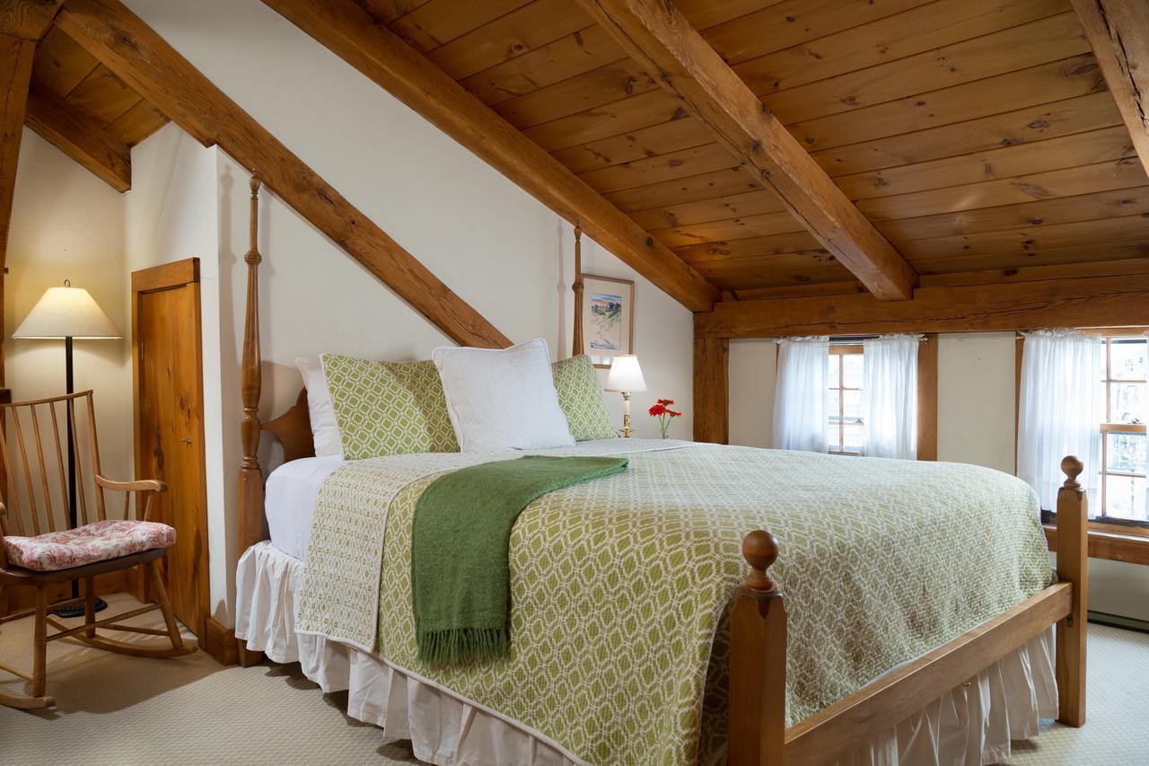 Seven Sea Street Inn Нантакет Экстерьер фото